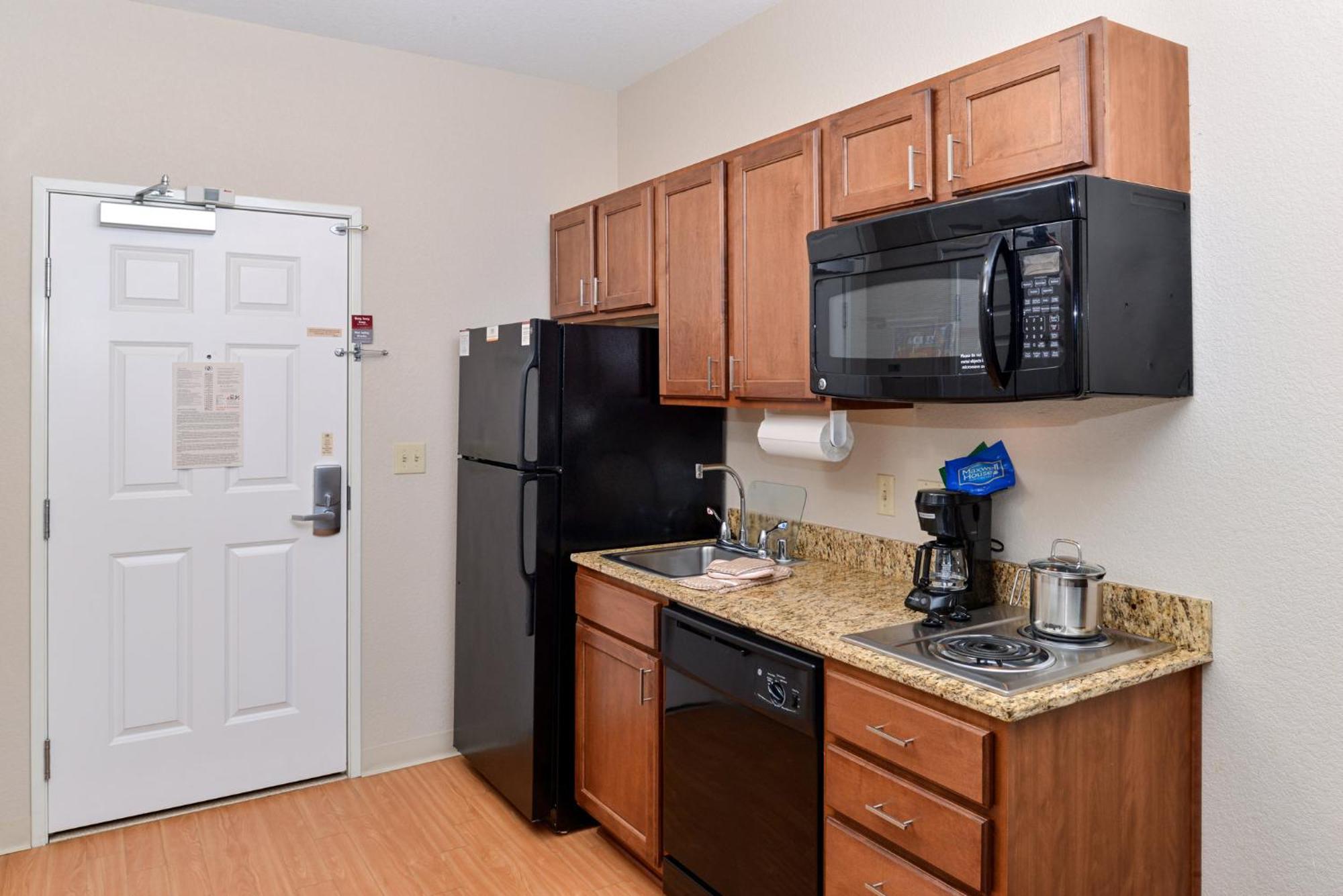 Candlewood Suites Turlock By Ihg Zewnętrze zdjęcie