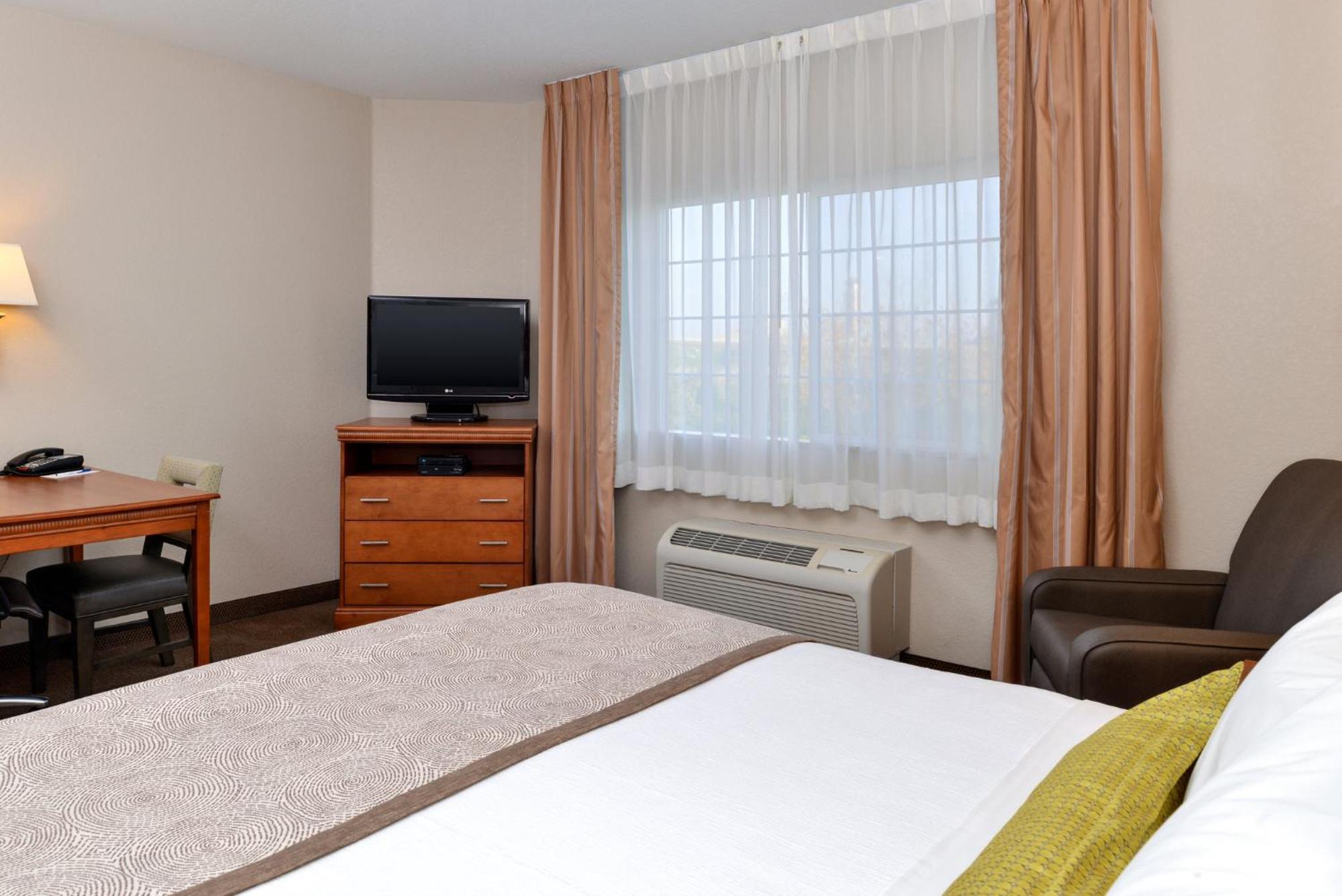 Candlewood Suites Turlock By Ihg Zewnętrze zdjęcie