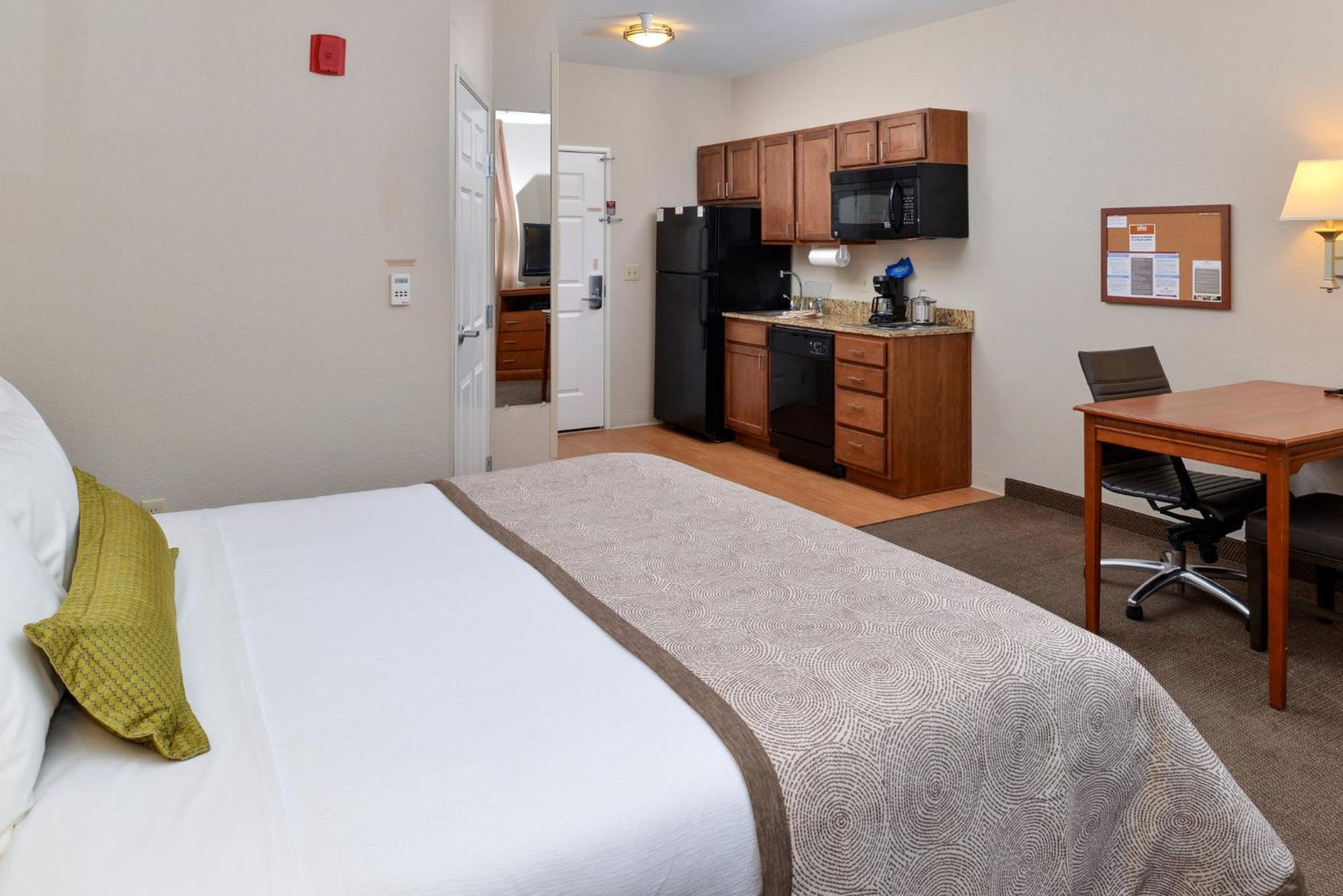 Candlewood Suites Turlock By Ihg Zewnętrze zdjęcie